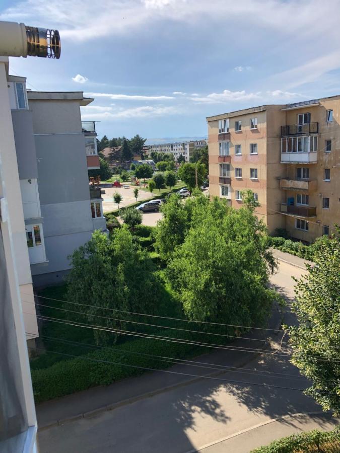 Denis Apartament Турда Экстерьер фото