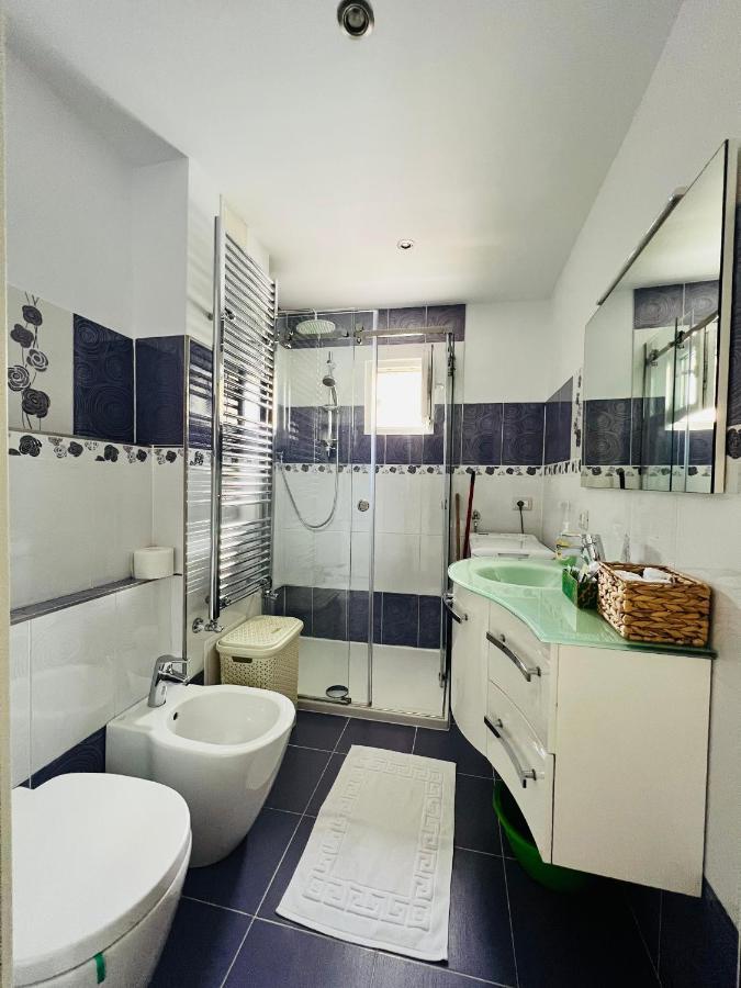 Denis Apartament Турда Экстерьер фото